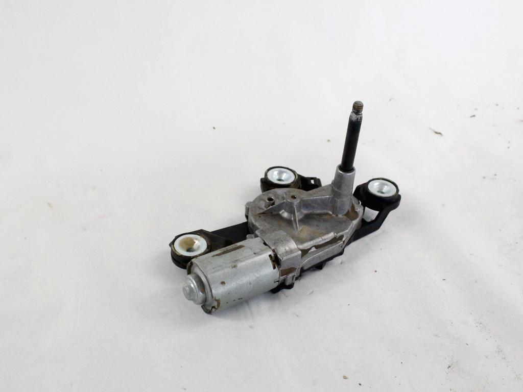 MOTORCEK ZADNJEGA BRISALCA OEM N. 3M51-R17K441-AG ORIGINAL REZERVNI DEL FORD FOCUS DA HCP DP MK2 R BER/SW (2008 - 2011) BENZINA/GPL LETNIK 2011