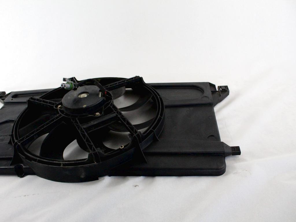 VENTILATOR HLADILNIKA OEM N. 3M51-8C607-EC ORIGINAL REZERVNI DEL FORD FOCUS DA HCP DP MK2 R BER/SW (2008 - 2011) BENZINA/GPL LETNIK 2011