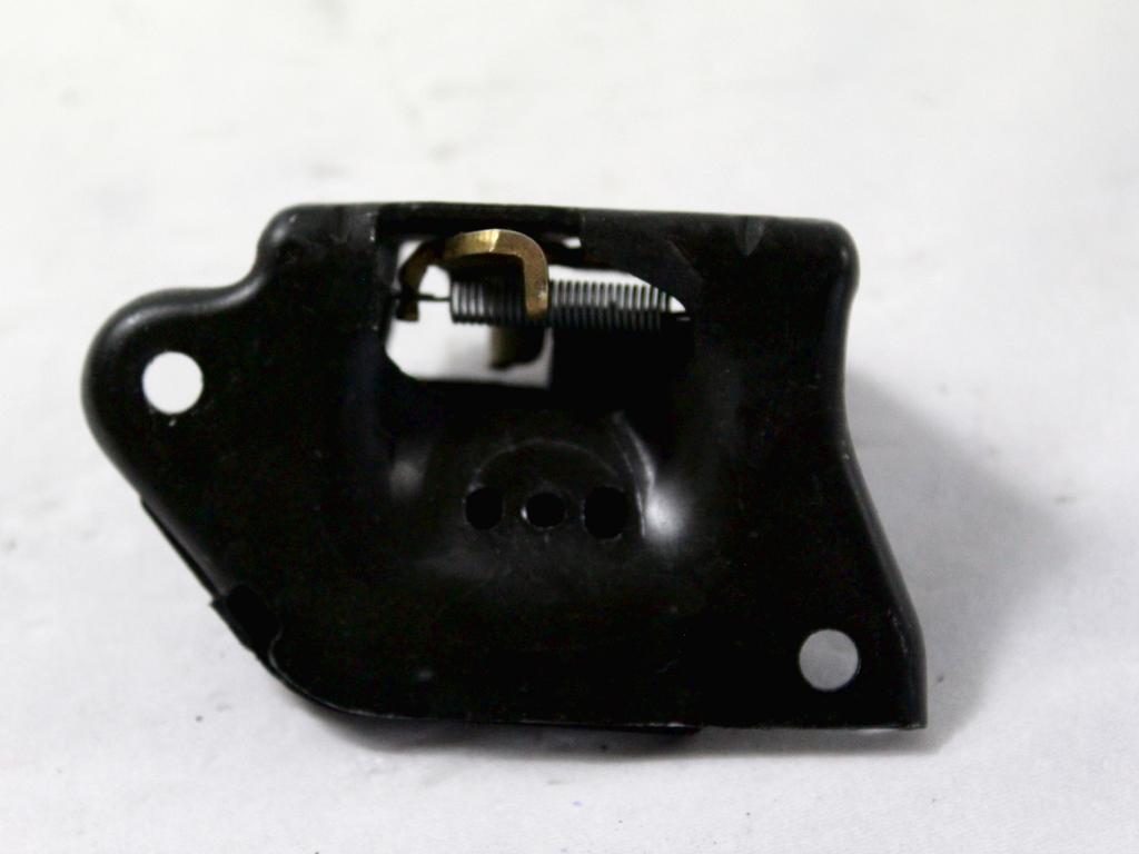 ZAKLEPANJE PRTLJA?NIH VRAT  OEM N. 7734588 ORIGINAL REZERVNI DEL FIAT PUNTO 176 MK1/MK1 CABRIO (1993 - 08/1999) BENZINA LETNIK 1999