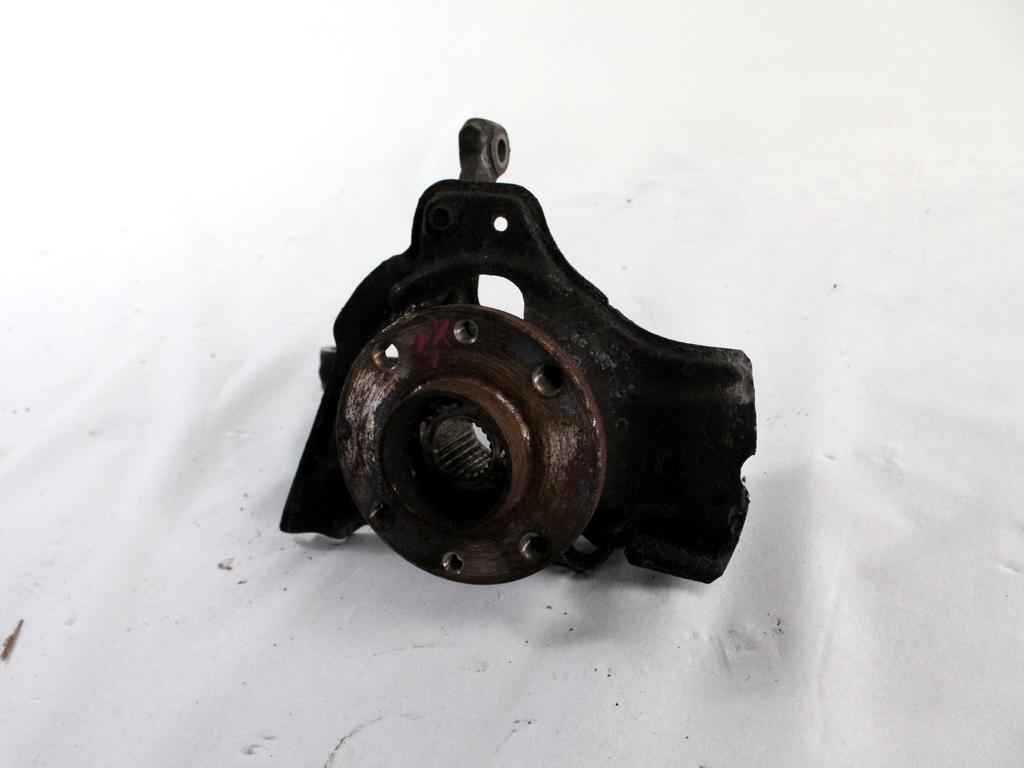 LEVI VRTLJIVI LEZAJ / PESTO KOLESA Z LEZAJEM SPREDAJ OEM N. 7770983 ORIGINAL REZERVNI DEL FIAT PUNTO 176 MK1/MK1 CABRIO (1993 - 08/1999) BENZINA LETNIK 1999