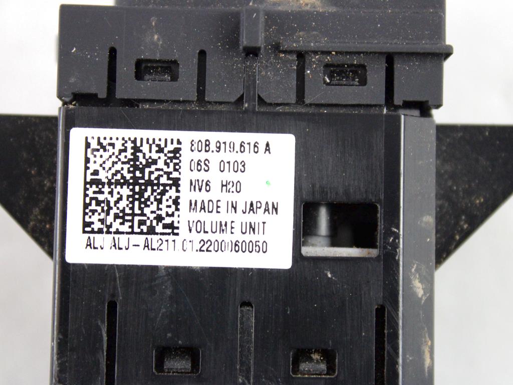 NADZOR RADIA / PLOSCA OEM N. 80B919616A ORIGINAL REZERVNI DEL AUDI Q5 80A R (DAL 2021)IBRIDO (ELETRICO-BENZINA) LETNIK 2022