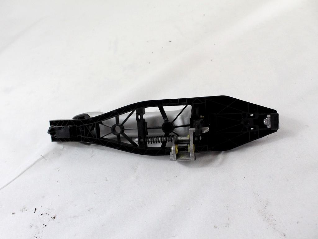 ZUNANJA KLJUKA ZADNJA LEVA VRATA OEM N. 39899425 ORIGINAL REZERVNI DEL VOLVO XC90 275 MK1 (2002 - 2014)DIESEL LETNIK 2008