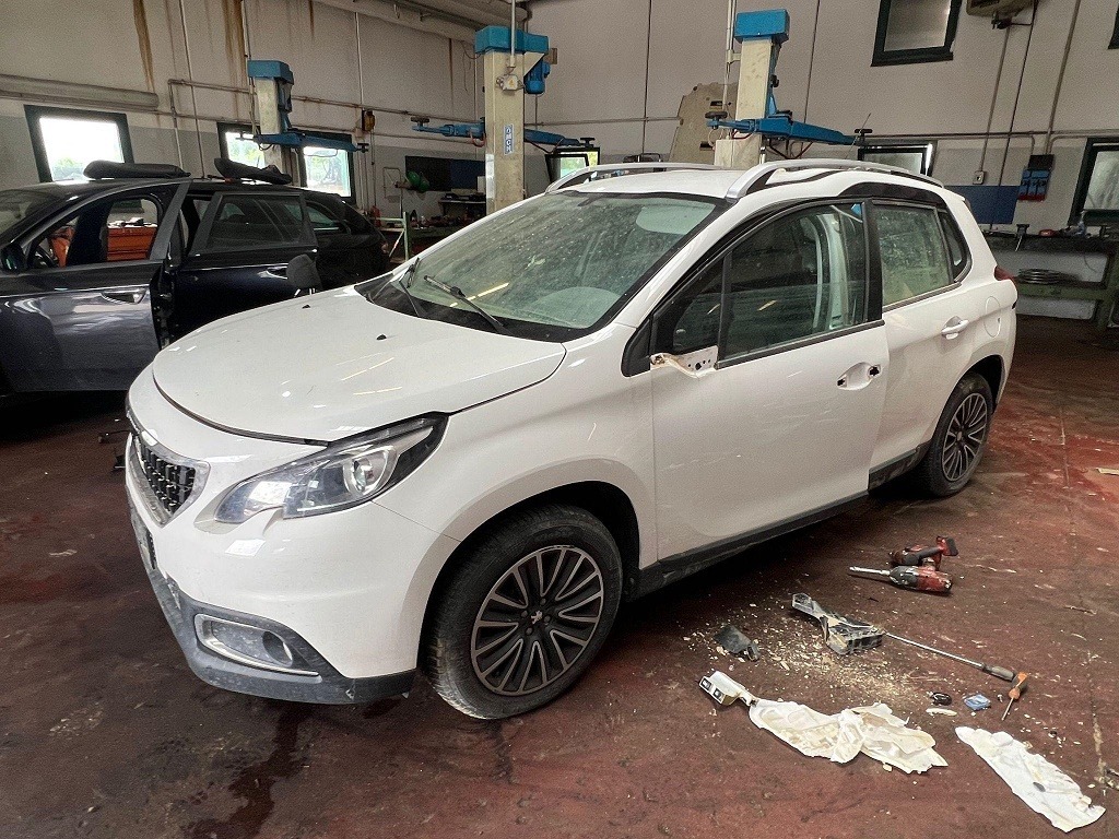 PEUGEOT 2008 1.2 B 60KW 5M 5P (2018) RICAMBI IN MAGAZZINO