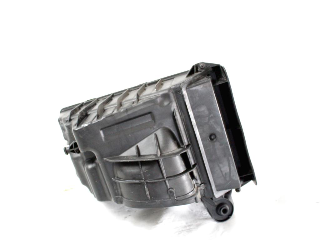 FILTAR ZRAKA OEM N. 8200947663 ORIGINAL REZERVNI DEL RENAULT MEGANE MK3 BZ0/1 B3 DZ0/1 KZ0/1 BER/SPORTOUR/ESTATE (2009 - 2015) DIESEL LETNIK 2014