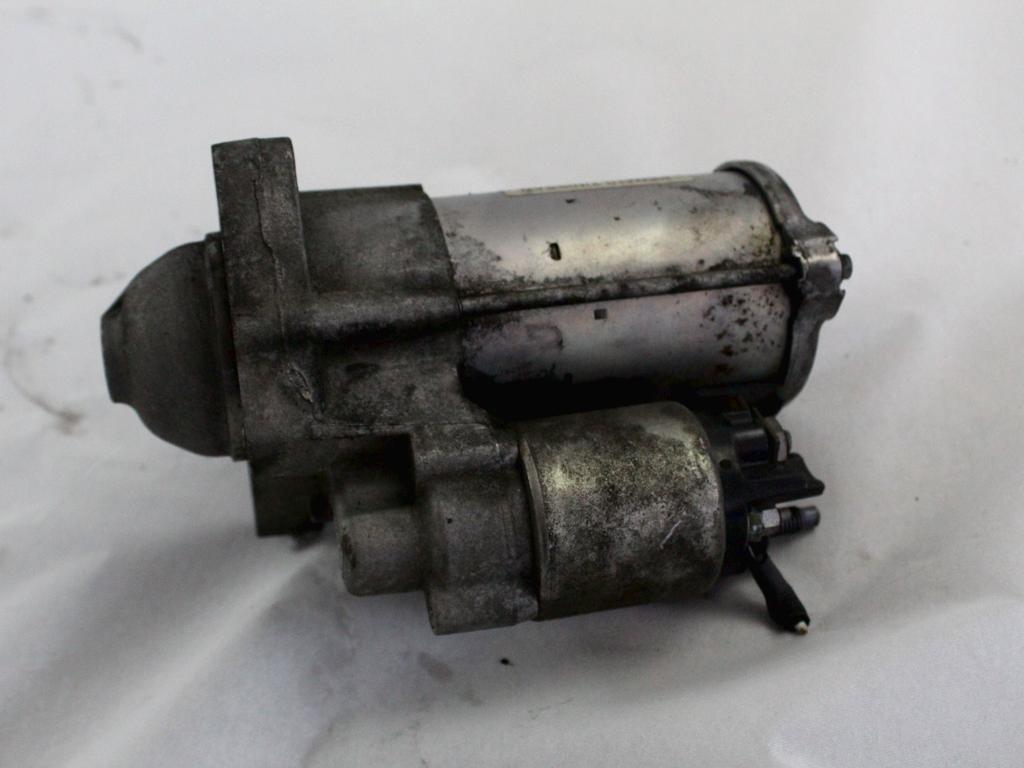 ZAGANJAC MOTORJA  OEM N. 233007224R ORIGINAL REZERVNI DEL RENAULT MEGANE MK3 BZ0/1 B3 DZ0/1 KZ0/1 BER/SPORTOUR/ESTATE (2009 - 2015) DIESEL LETNIK 2014