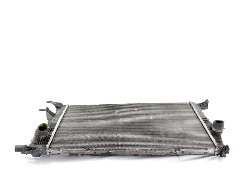 RADIATOR VODE OEM N. 214105378R ORIGINAL REZERVNI DEL RENAULT MEGANE MK3 BZ0/1 B3 DZ0/1 KZ0/1 BER/SPORTOUR/ESTATE (2009 - 2015) DIESEL LETNIK 2014