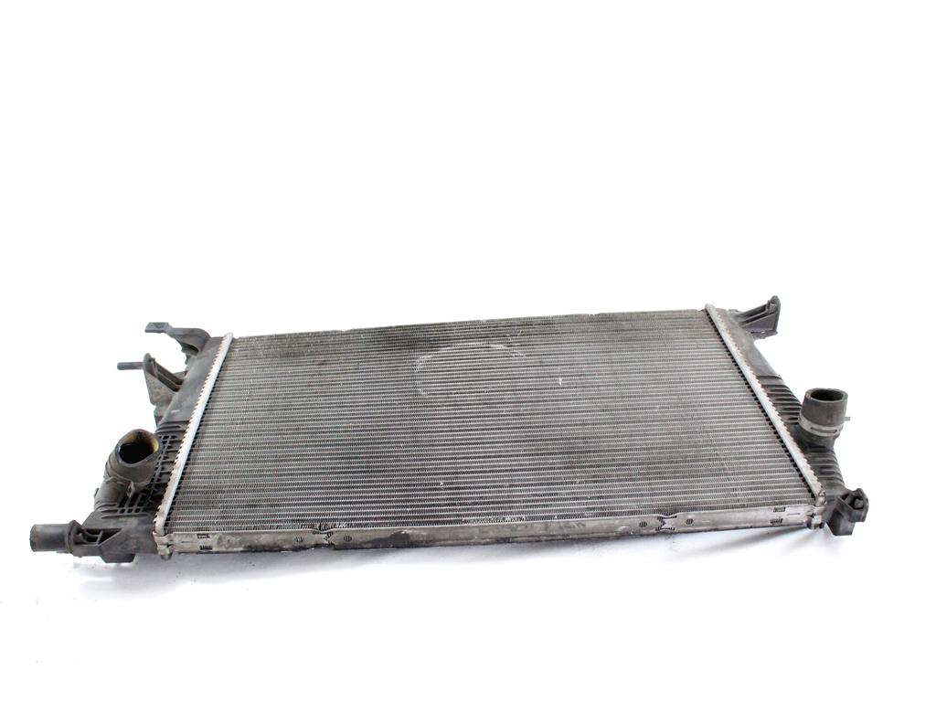 RADIATOR VODE OEM N. 214105378R ORIGINAL REZERVNI DEL RENAULT MEGANE MK3 BZ0/1 B3 DZ0/1 KZ0/1 BER/SPORTOUR/ESTATE (2009 - 2015) DIESEL LETNIK 2014