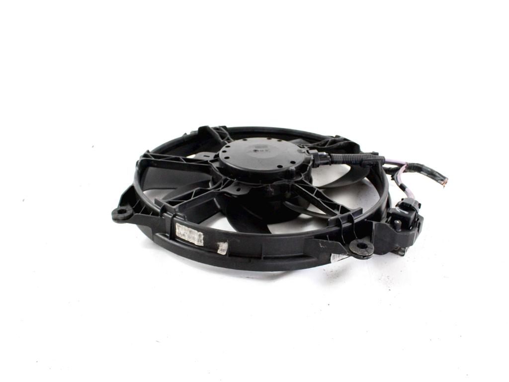 VENTILATOR HLADILNIKA OEM N. 214810898R ORIGINAL REZERVNI DEL RENAULT MEGANE MK3 BZ0/1 B3 DZ0/1 KZ0/1 BER/SPORTOUR/ESTATE (2009 - 2015) DIESEL LETNIK 2014