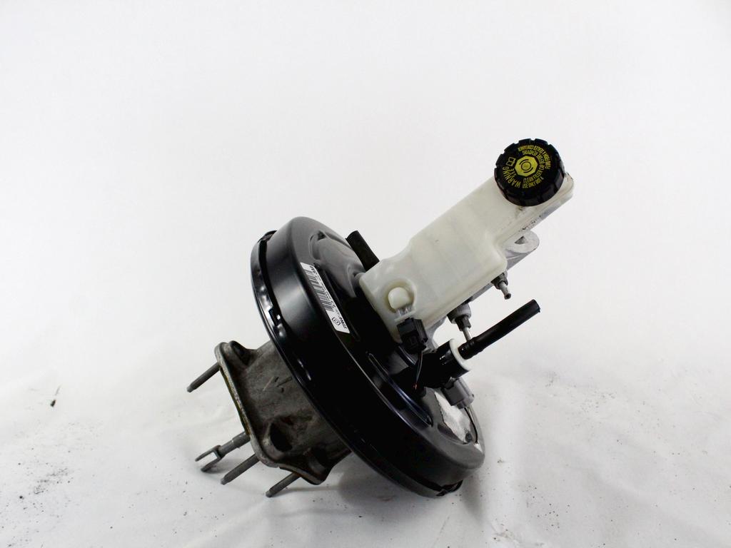 SERVO OJACEVALNIK ZAVOR S PUMPO OEM N. 472100005R ORIGINAL REZERVNI DEL RENAULT MEGANE MK3 BZ0/1 B3 DZ0/1 KZ0/1 BER/SPORTOUR/ESTATE (2009 - 2015) DIESEL LETNIK 2014