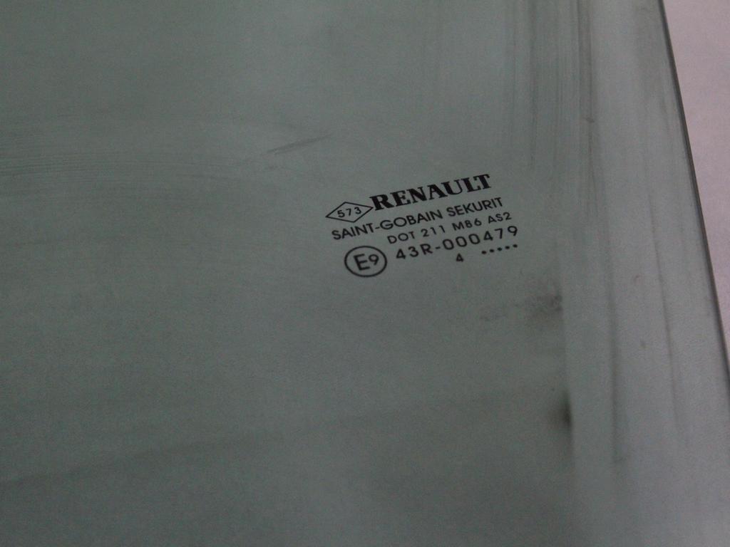 STEKLO SPREDNJIH LEVIH VRAT OEM N. 803012464R ORIGINAL REZERVNI DEL RENAULT MEGANE MK3 BZ0/1 B3 DZ0/1 KZ0/1 BER/SPORTOUR/ESTATE (2009 - 2015) DIESEL LETNIK 2014