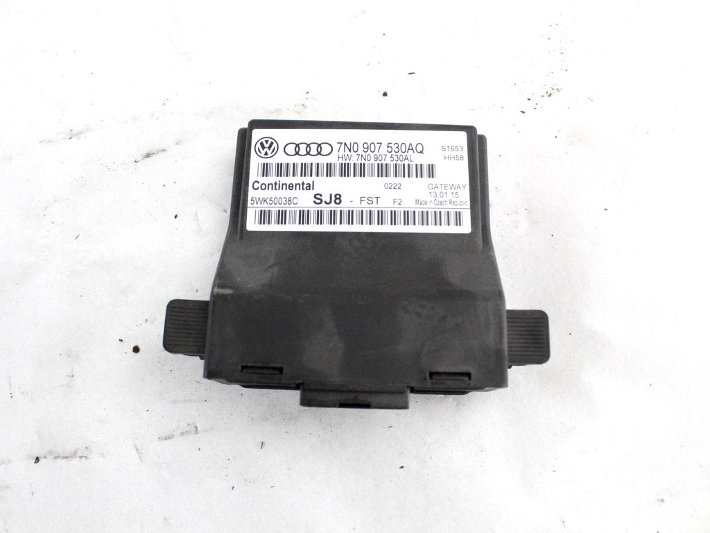 RACUNALNIK VMESNIKA (GATEWAY) OEM N. 7N0907530AQ ORIGINAL REZERVNI DEL VOLKSWAGEN TOURAN 1T3 MK1 R2 (2010 - 2015) DIESEL LETNIK 2015