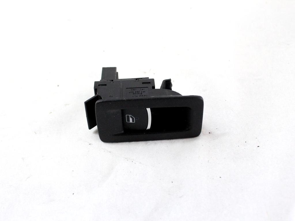 ZADNJE STIKALO OEM N. 5K0959855 ORIGINAL REZERVNI DEL VOLKSWAGEN TOURAN 1T3 MK1 R2 (2010 - 2015) DIESEL LETNIK 2015