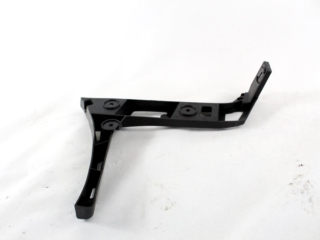 NOSILCI ZADNJEGA ODBIJACA  OEM N. 1T0807394D ORIGINAL REZERVNI DEL VOLKSWAGEN TOURAN 1T3 MK1 R2 (2010 - 2015) DIESEL LETNIK 2015