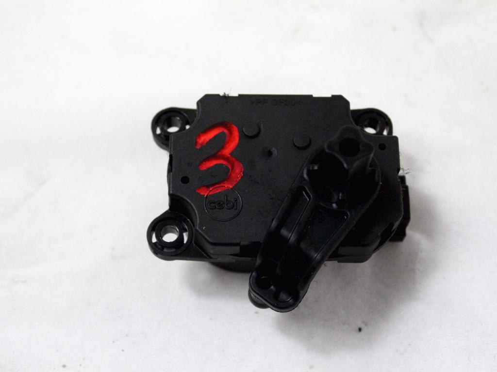 MOTORCEK OGREVANJA OEM N. 52421943 ORIGINAL REZERVNI DEL ALFA ROMEO 159 939 BER/SW (2005 - 2013) DIESEL LETNIK 2010