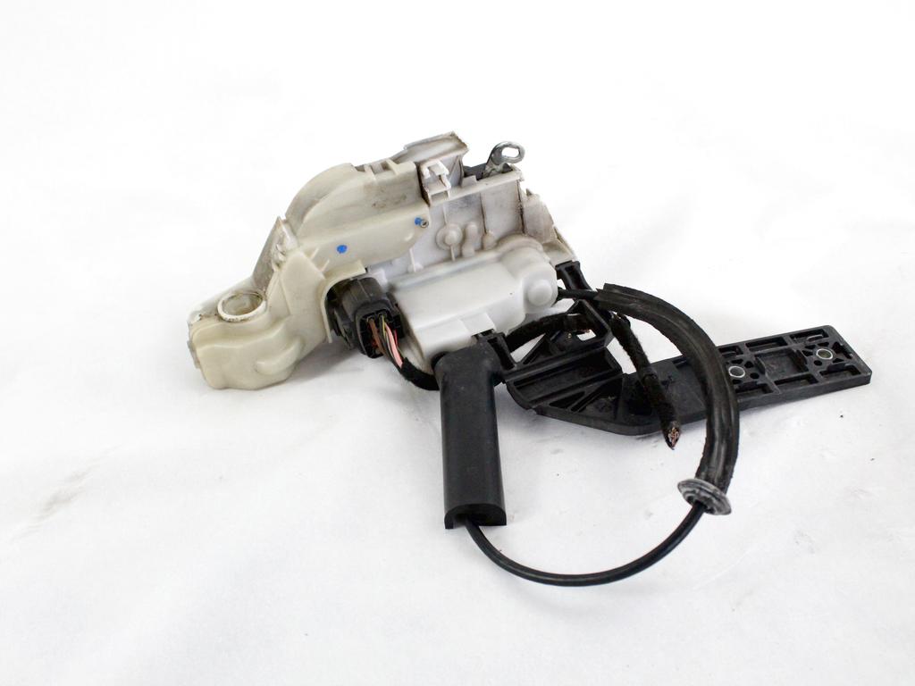 CENTRALNO ZAKLEPANJE PREDNIH LEVIH VRAT OEM N. 50513056 ORIGINAL REZERVNI DEL ALFA ROMEO 159 939 BER/SW (2005 - 2013) DIESEL LETNIK 2010