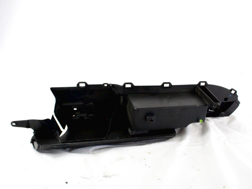 PREDAL ZA DOKUMENTE OEM N. 156039737 ORIGINAL REZERVNI DEL ALFA ROMEO 159 939 BER/SW (2005 - 2013) DIESEL LETNIK 2010