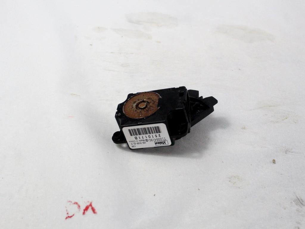 MOTORCEK OGREVANJA OEM N. T1006419G ORIGINAL REZERVNI DEL PEUGEOT 2008 U (2013 - 2019) BENZINA LETNIK 2018