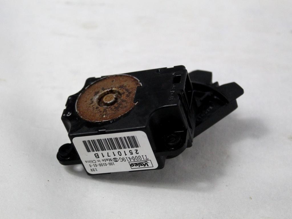 MOTORCEK OGREVANJA OEM N. T1006419G ORIGINAL REZERVNI DEL PEUGEOT 2008 U (2013 - 2019) BENZINA LETNIK 2018