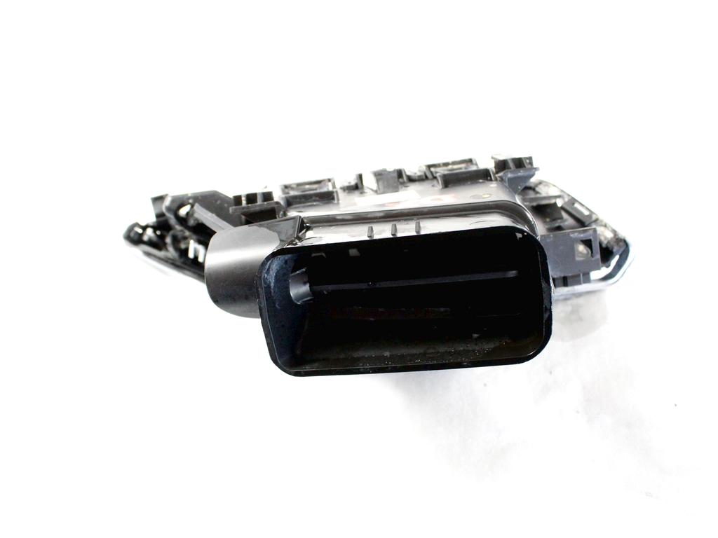 ODVOD ZRAKA OEM N. 9673131677 ORIGINAL REZERVNI DEL PEUGEOT 2008 U (2013 - 2019) BENZINA LETNIK 2018