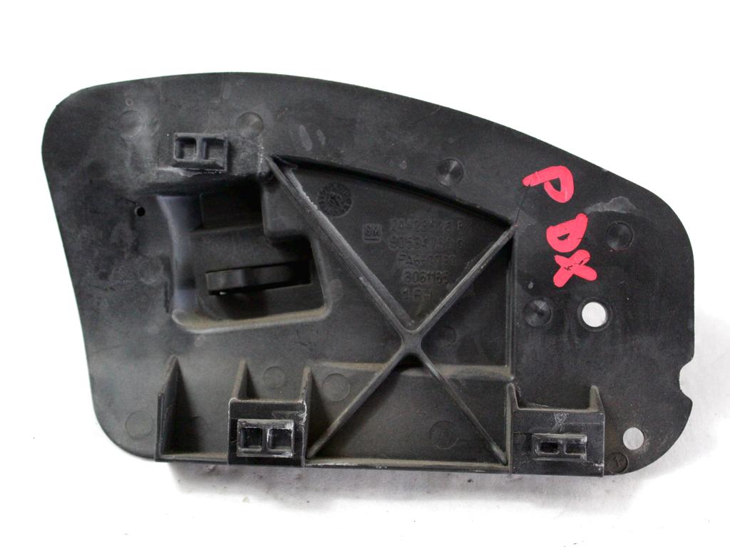 NOTRANJA KLJUKA  OEM N. 24423526 ORIGINAL REZERVNI DEL OPEL CORSA C X01 (10/2000 - 2004) BENZINA LETNIK 2001