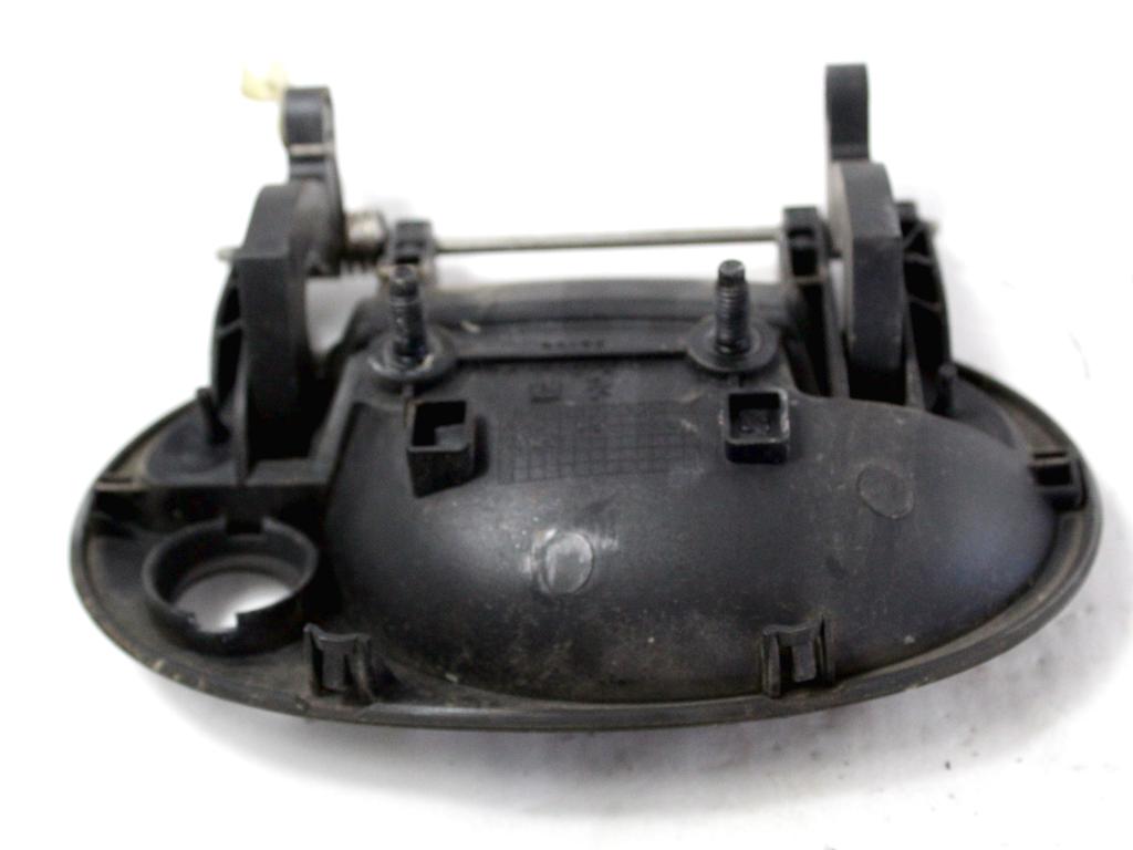 ZUNANJA KLJUKA SPREDNJA LEVA VRATA OEM N. 9201063 ORIGINAL REZERVNI DEL OPEL CORSA C X01 (10/2000 - 2004) BENZINA LETNIK 2001