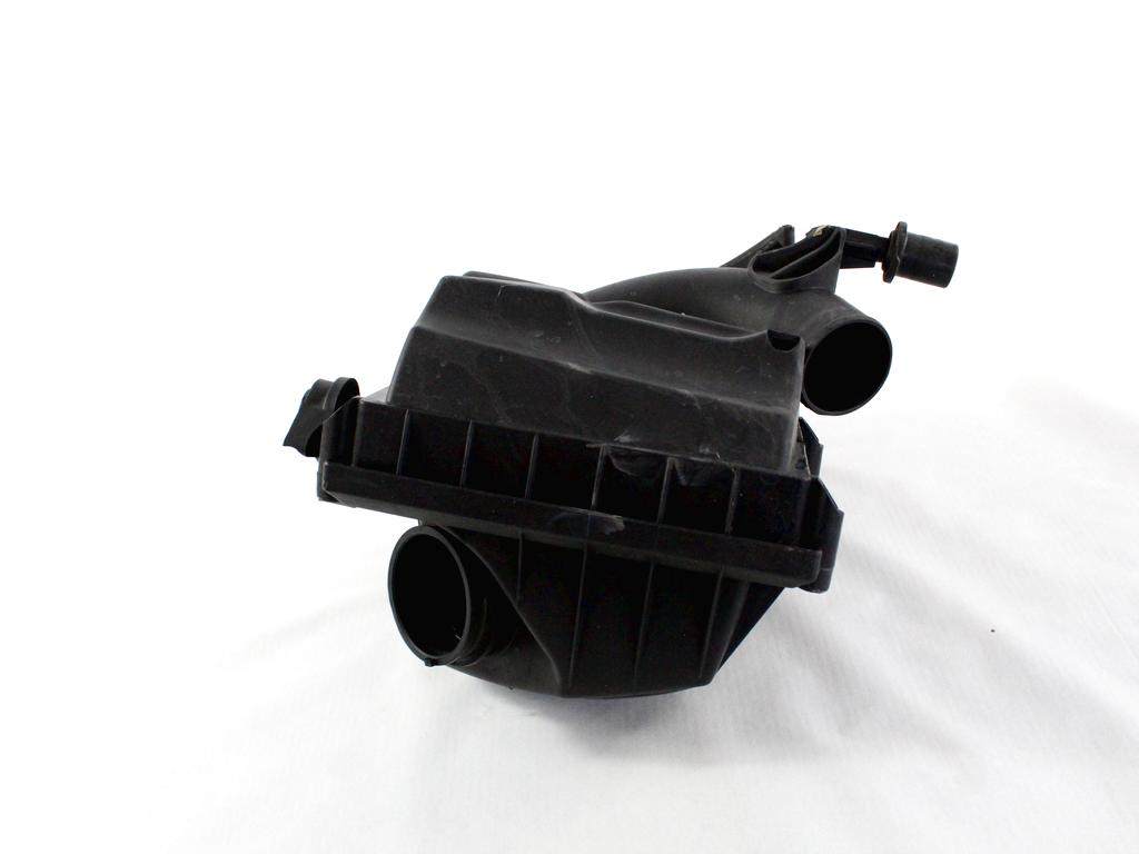 FILTAR ZRAKA OEM N. 460023377 ORIGINAL REZERVNI DEL OPEL CORSA C X01 (10/2000 - 2004) BENZINA LETNIK 2001