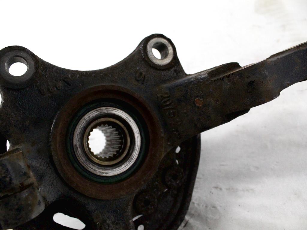 VRTLJIVI LEZAJ DESNO / PESTO KOLESA Z LEZAJEM SPREDAJ OEM N. 9156141 ORIGINAL REZERVNI DEL OPEL CORSA C X01 (10/2000 - 2004) BENZINA LETNIK 2001