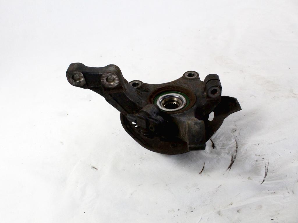 LEVI VRTLJIVI LEZAJ / PESTO KOLESA Z LEZAJEM SPREDAJ OEM N. 9156140 ORIGINAL REZERVNI DEL OPEL CORSA C X01 (10/2000 - 2004) BENZINA LETNIK 2001