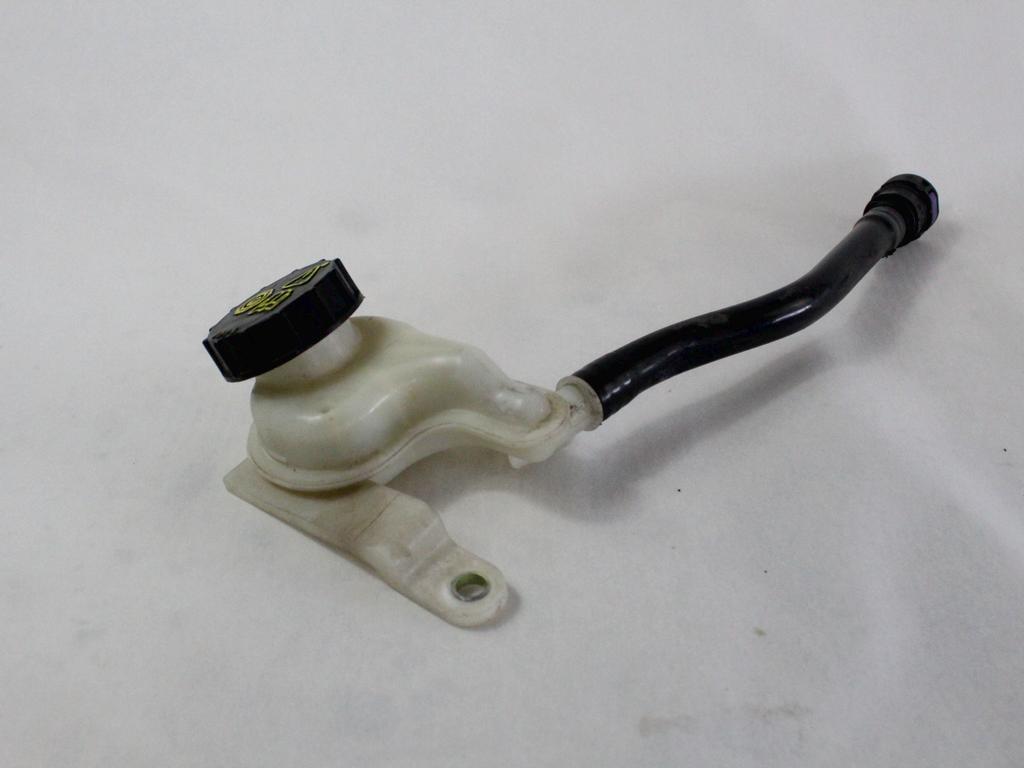 ZAVORNI CILINDER OEM N. 8V51-2K478-AD ORIGINAL REZERVNI DEL FORD FIESTA CB1 CNN MK6 (09/2008 - 11/2012) BENZINA/GPL LETNIK 2009