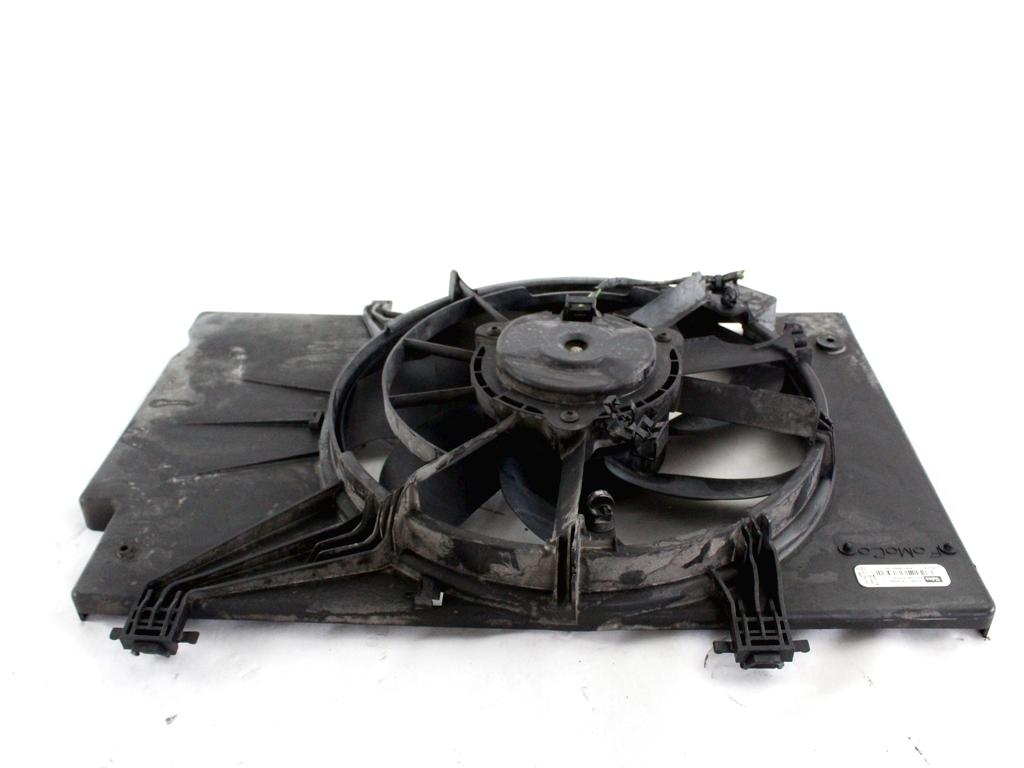 VENTILATOR HLADILNIKA OEM N. 8V51-8C607-AF ORIGINAL REZERVNI DEL FORD FIESTA CB1 CNN MK6 (09/2008 - 11/2012) BENZINA/GPL LETNIK 2009