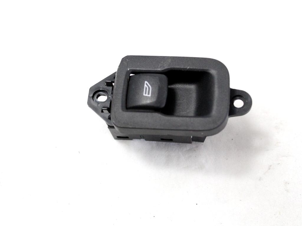 ZADNJE STIKALO OEM N. 31272013 ORIGINAL REZERVNI DEL VOLVO V60 MK1 (2010 - 2018)DIESEL LETNIK 2013