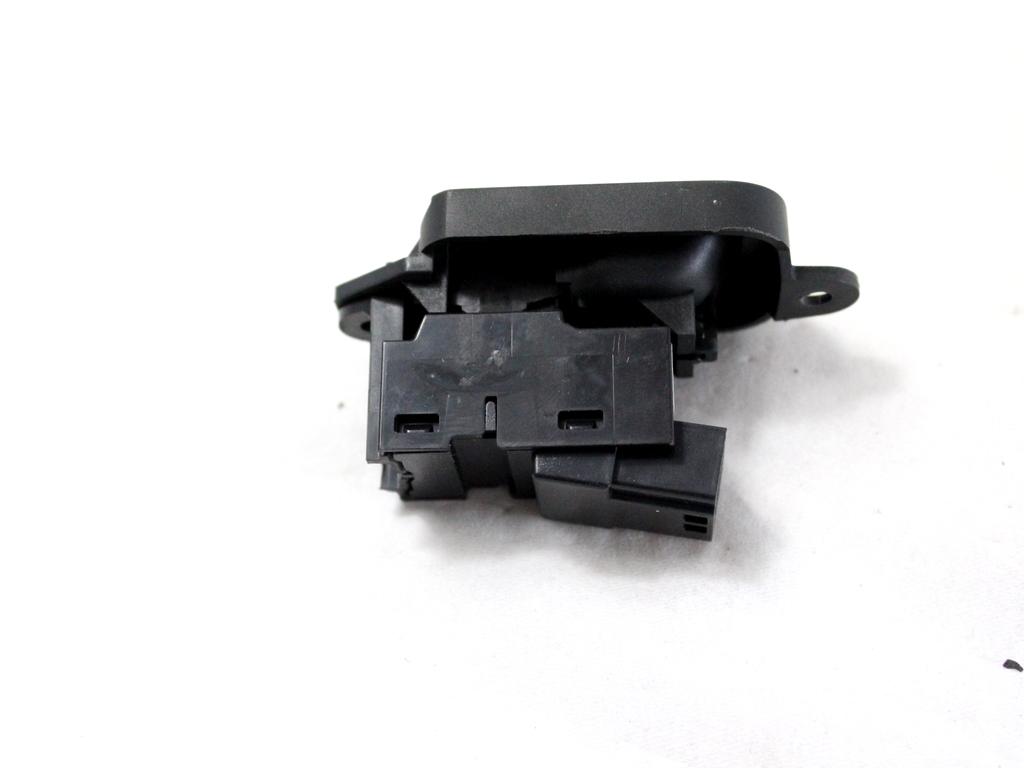 ZADNJE STIKALO OEM N. 31272013 ORIGINAL REZERVNI DEL VOLVO V60 MK1 (2010 - 2018)DIESEL LETNIK 2013