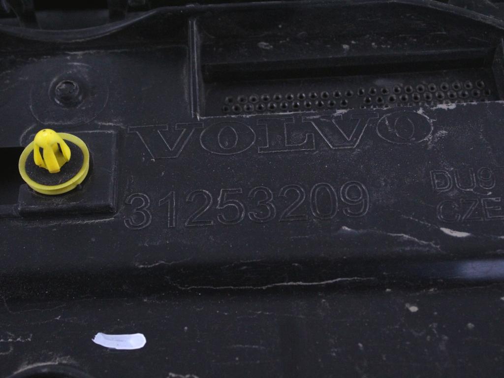 ZADNJI SPOJLER OEM N. 31253209 ORIGINAL REZERVNI DEL VOLVO V60 MK1 (2010 - 2018)DIESEL LETNIK 2013