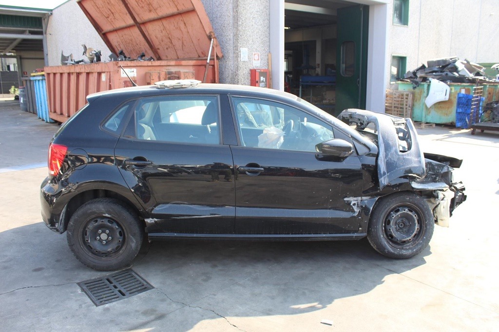 VOLKSWAGEN POLO 1.2 B 44KW 5M 5P (2013) RICAMBI IN MAGAZZINO