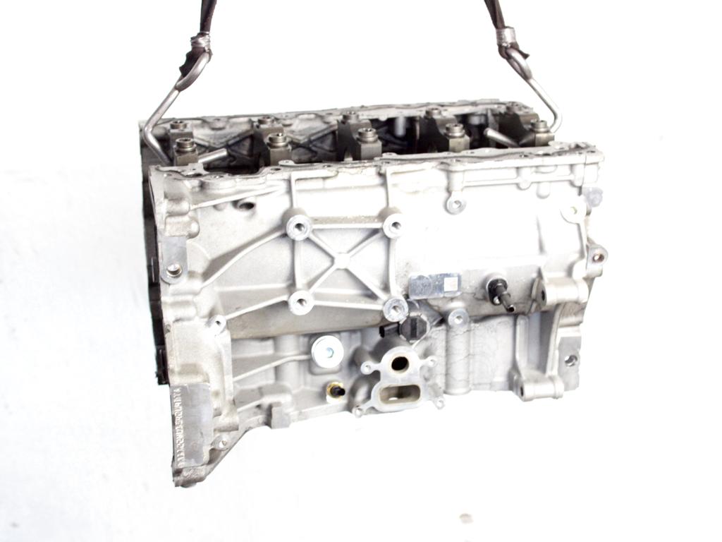 BLOK MOTORJA OEM N. PBG4D3-6015-AF ORIGINAL REZERVNI DEL LAND ROVER RANGE ROVER VELAR L560 (DAL 2017) LETNIK 2019