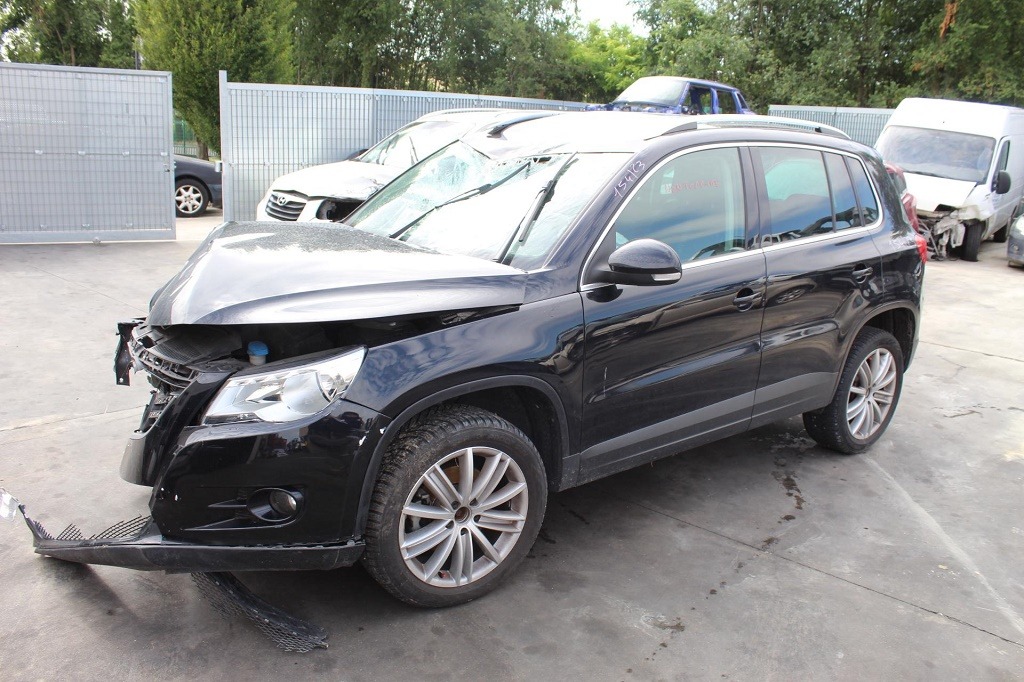 VOLKSWAGEN TIGUAN 2.0 D 4X4 103KW 6M 5P (2009) RICAMBI IN MAGAZZINO