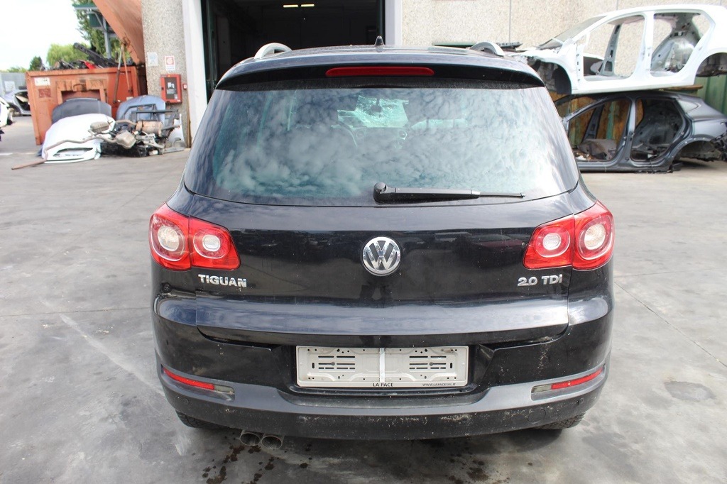 VOLKSWAGEN TIGUAN 2.0 D 4X4 103KW 6M 5P (2009) RICAMBI IN MAGAZZINO