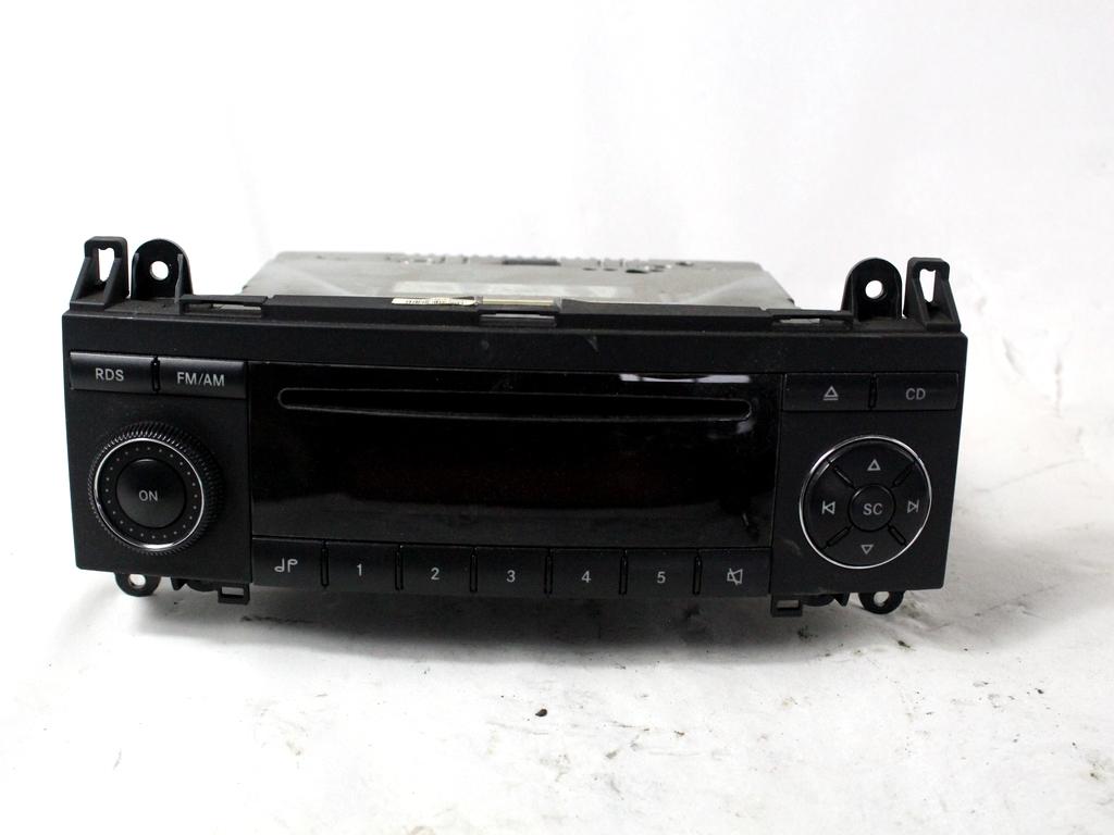 RADIO CD / OJACEVALNIK / IMETNIK HIFI OEM N. A1698200486 ORIGINAL REZERVNI DEL MERCEDES CLASSE A W169 5P C169 3P (2004 - 04/2008) DIESEL LETNIK 2006