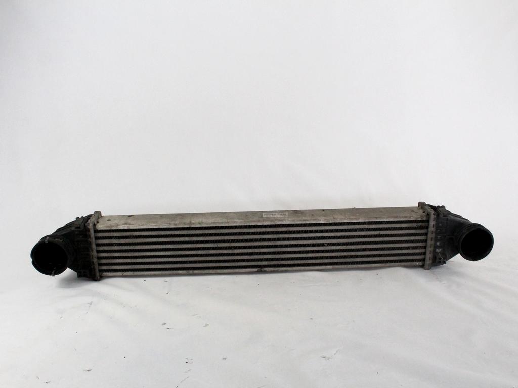 HLADILNIK INTERCOOLER OEM N. A1695000000 ORIGINAL REZERVNI DEL MERCEDES CLASSE A W169 5P C169 3P (2004 - 04/2008) DIESEL LETNIK 2006