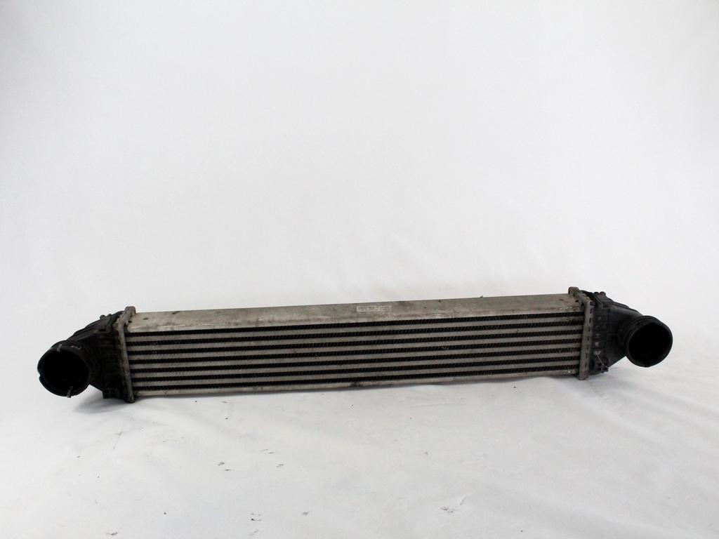 HLADILNIK INTERCOOLER OEM N. A1695000000 ORIGINAL REZERVNI DEL MERCEDES CLASSE A W169 5P C169 3P (2004 - 04/2008) DIESEL LETNIK 2006