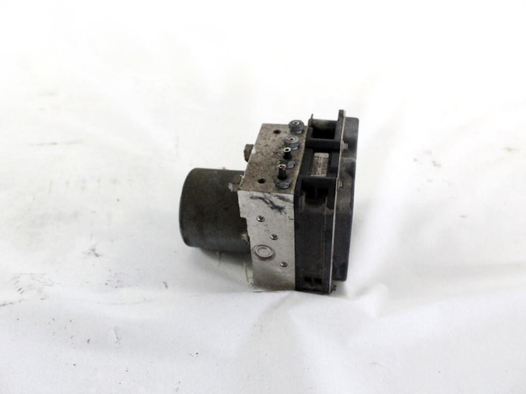 ABS AGREGAT S PUMPO OEM N. A0064310812 ORIGINAL REZERVNI DEL MERCEDES CLASSE A W169 5P C169 3P (2004 - 04/2008) DIESEL LETNIK 2006