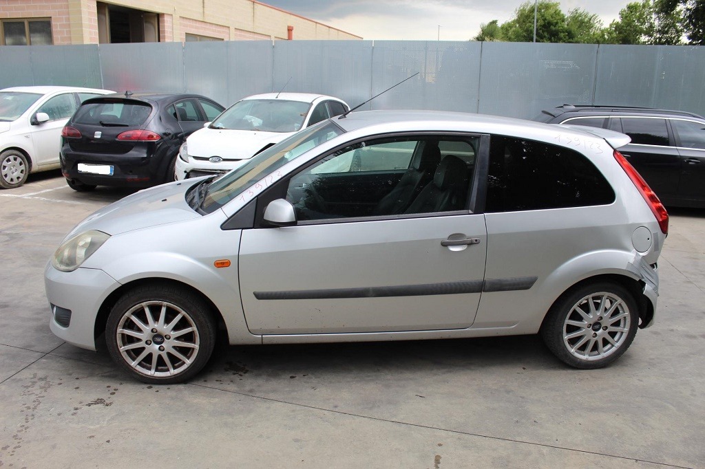 FORD FIESTA ST LINE 1.6 D 66KW 5M 3P (2007) RICAMBI IN MAGAZZINO