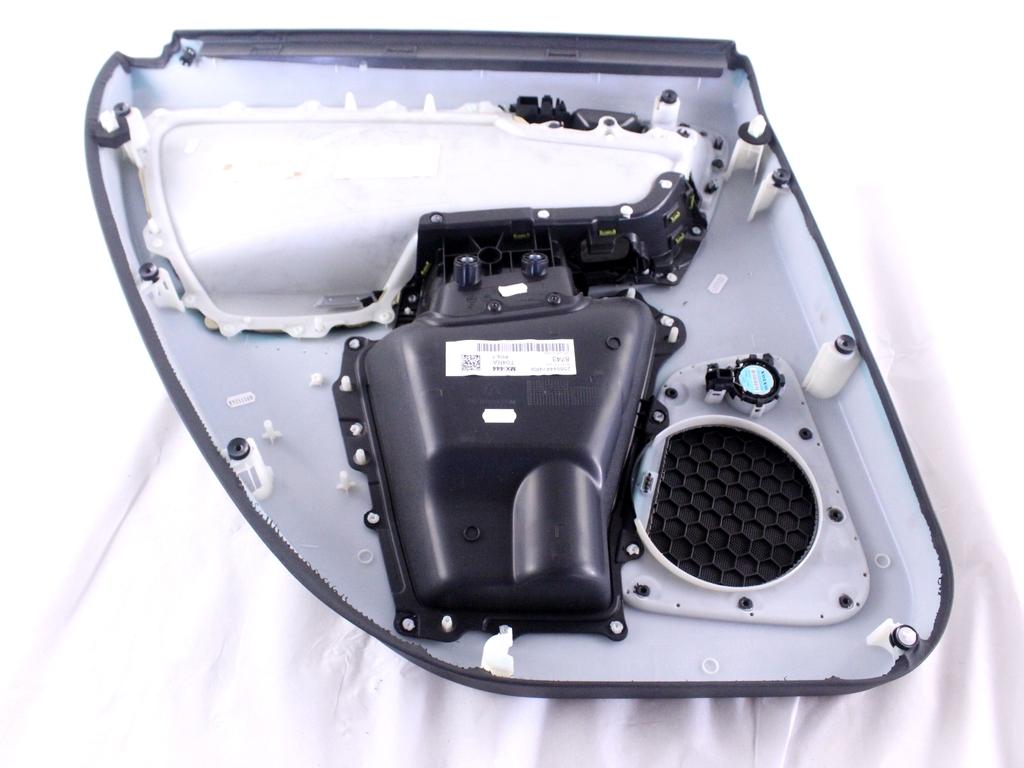 VRATNI PANEL OEM N. PNPDPVLXC60156MK1SV5P ORIGINAL REZERVNI DEL VOLVO XC60 156 (2008 - 2013)DIESEL LETNIK 2013