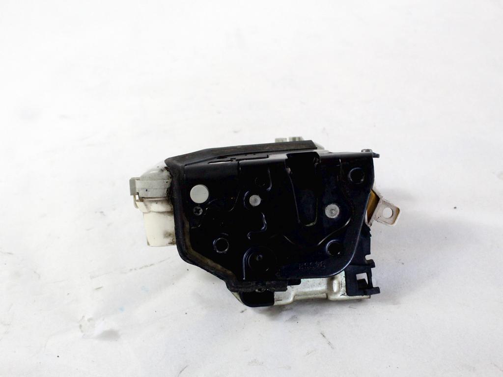 CENTRALNO ZAKLEPANJE PREDNIH LEVIH VRAT OEM N. 8J1837015C ORIGINAL REZERVNI DEL AUDI A6 C7 BER/SW/ALLROAD (2011 - 2018)DIESEL LETNIK 2013