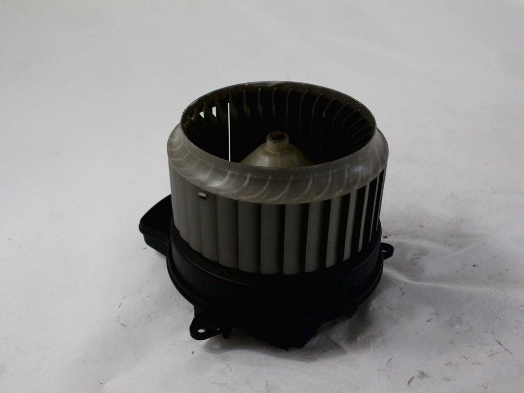 VENTILATOR  KABINE  OEM N. 4H1820021B ORIGINAL REZERVNI DEL AUDI A6 C7 BER/SW/ALLROAD (2011 - 2018)DIESEL LETNIK 2013