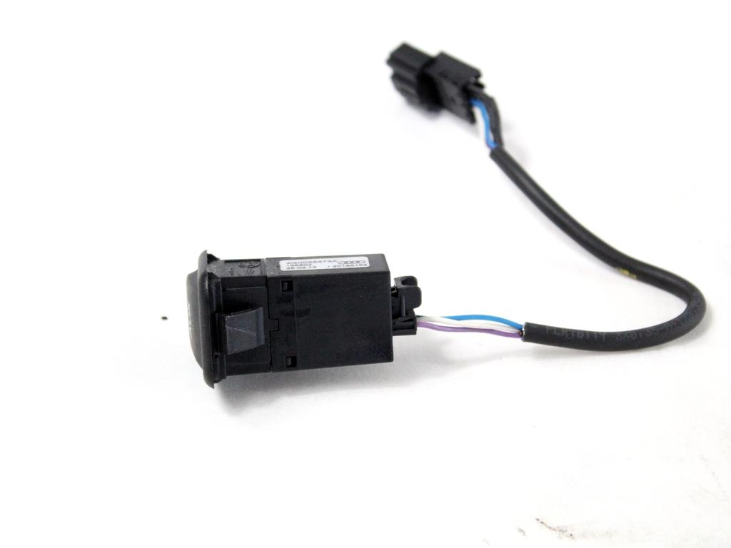 USB / AUX OEM N. 4G0035474A ORIGINAL REZERVNI DEL AUDI A6 C7 BER/SW/ALLROAD (2011 - 2018)DIESEL LETNIK 2013