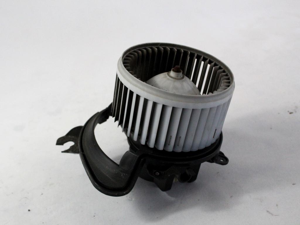 VENTILATOR  KABINE  OEM N. 77365038 ORIGINAL REZERVNI DEL ALFA ROMEO MITO 955 (2008 - 2018) BENZINA/GPL LETNIK 2010