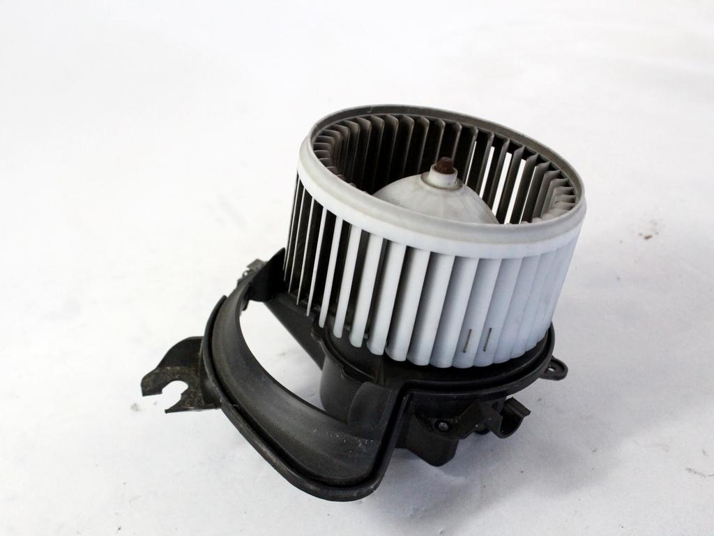 VENTILATOR  KABINE  OEM N. 77365038 ORIGINAL REZERVNI DEL ALFA ROMEO MITO 955 (2008 - 2018) BENZINA/GPL LETNIK 2010