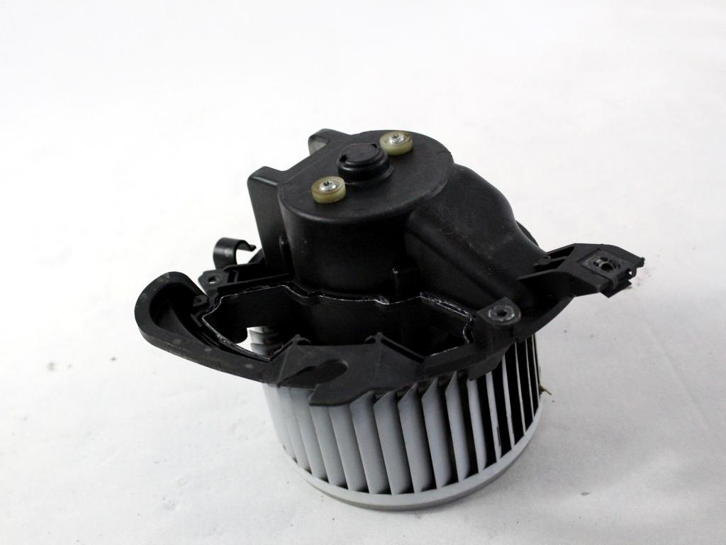 VENTILATOR  KABINE  OEM N. 77365038 ORIGINAL REZERVNI DEL ALFA ROMEO MITO 955 (2008 - 2018) BENZINA/GPL LETNIK 2010