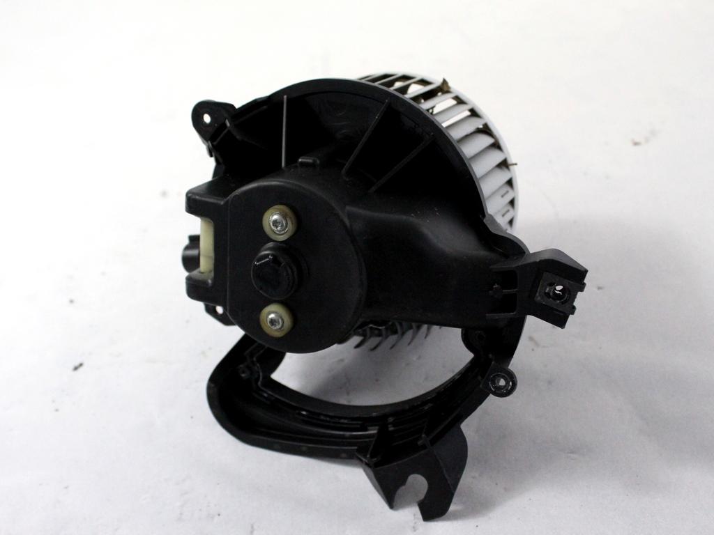 VENTILATOR  KABINE  OEM N. 77365038 ORIGINAL REZERVNI DEL ALFA ROMEO MITO 955 (2008 - 2018) BENZINA/GPL LETNIK 2010